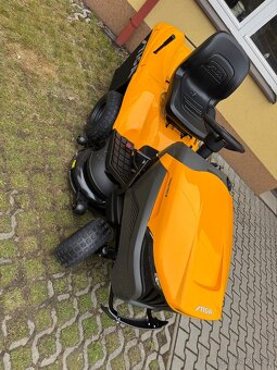 Zahradní traktor STIGA Estate 7102 - 3
