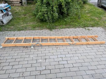 Dřevěný skládací půdní/sklepní žebřík – 3 metry - 3