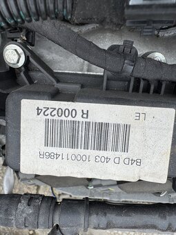 Motor B4D D403 - 3