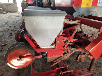 Secí stroj AGROMETAL AGROMAT S6 - 3