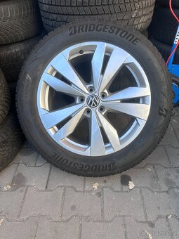 Zimní sada alu kol VW ID4/ID5 R19 s novými pneu - 3