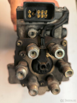 Audi VW 2.5 TDI čerpadlo BOSCH 110 KW A4,A6,A8-TOP - 3