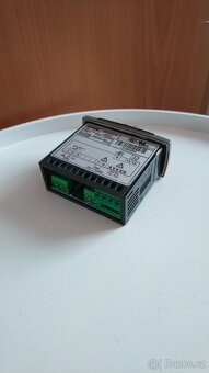 Panelový termostat Dixell XR20CX - 3