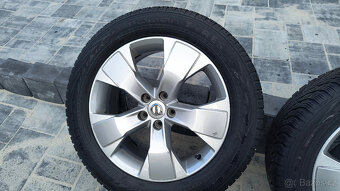 18 originál VOLVO XC40 XC60 zimní 235/55 R18 - 3