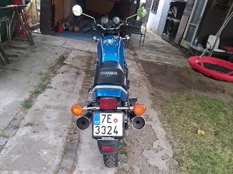 YAMAHA XJ650 - 3