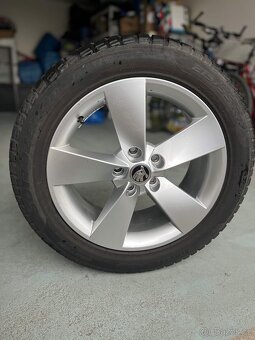 Zimní kola Škoda Karoq – alu disky + Pirelli 215/55 R17 - 3