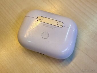 Apple AirPods Pro 2 - 3