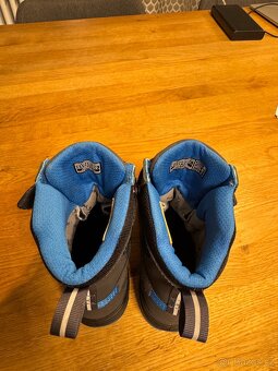 Prodám zimní boty vel. EU 30, zn. Keen. - 3