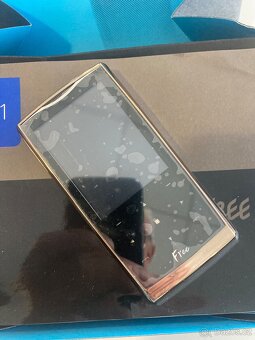 Sběratelský telefon - 3