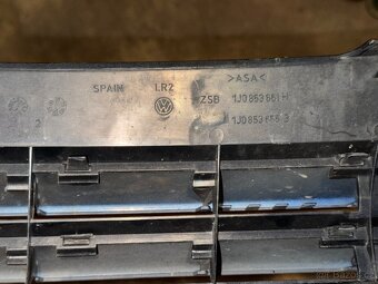 Maska Volkswagen Golf 4 - 3