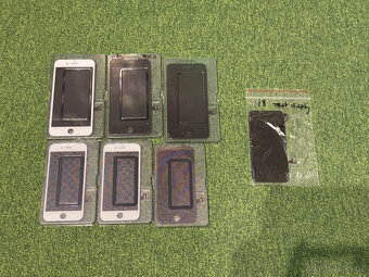 Prodám 9 iPhonů (8, 8 Plus, X, XR a XS Max) - 3
