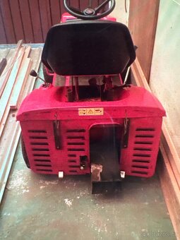 Sekací traktůrek 14,5 HP s Kosem - 3