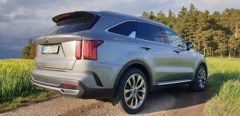 Kia Sorento Platinum 2.2 CRDI 148kw 49tis. Km DPH - 3