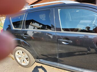 Peugeot 4007 2.2 hdi 115kw rv 2009 - 3