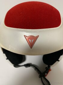 Lyžařská helma značky Dainese - 3
