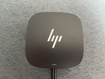 HP ZBook 15G6 + dokovací stanice HP Thunderbolt G2 - 3