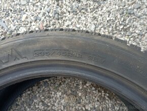 pneu zimní 235/45r16 98vV VZOREK 6,5mm GOOD YEAR - 3