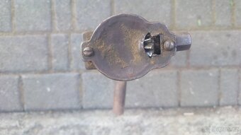 Gaz 46 Mav zvedák ne Gaz 69 ne Gaz 67 - 3