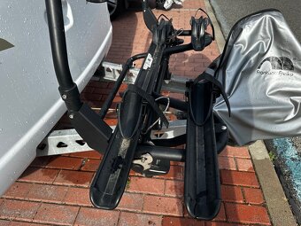Thule Caravan Superb XT Schwartz - nosič na oj - 3