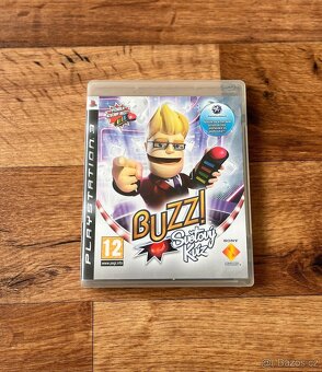 Hra Sony PS3: Buzz Světový Kvíz (CZ dabing) + 4x ovladač - 3