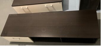 Skřínky stojící i závěsné - 3