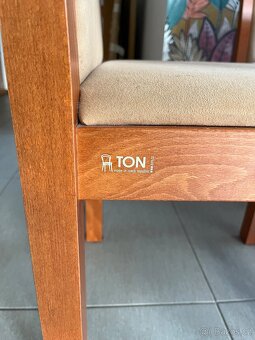 Jídelní stůl a židle - 3