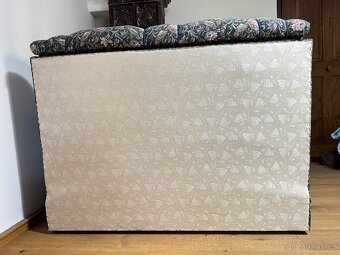 Starožitné sofa, rozkládací, nový potah. - 3