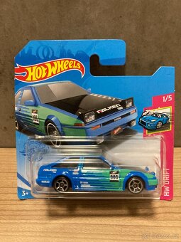 Hot Wheels sada 4 kusy - 3