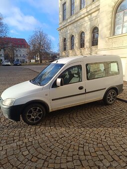 Opel Combo Tour - 3