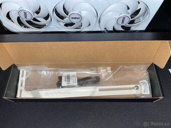 SAPPHIRE PURE Radeon RX 9070 XT GAMING OC 16G - 3