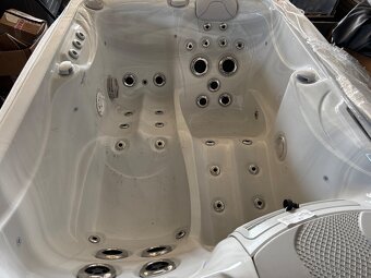 Vírivka Balboa pro 2 osoby OZON+UV lampa - 3