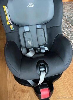 Autosedačka Britax Römer dualfix M i-size - 3