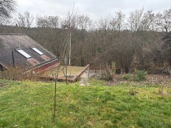 Stavebni pozemek 330 m2 - 3