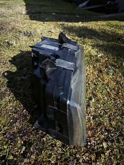 E36 Světlo ZKW Držáky OK - 3