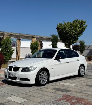 BMW 320I E90 - 3
