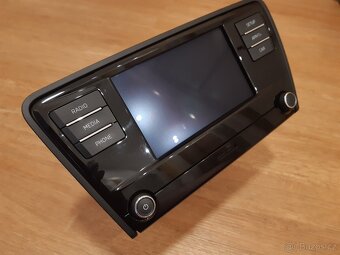 Rádio SWING pro Škoda Octavia III. - 5E0035871D - 3