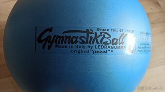 Gymnastický míč průměr 42 cm, výborný stav - 3