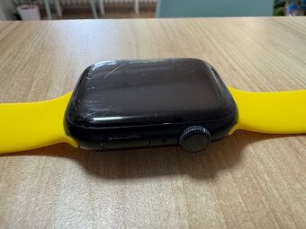 Apple Watch 8 45mm - 3