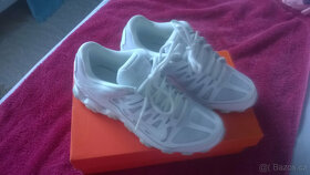 Nike - 3