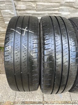 Použité letní pneu: 225/65/R16c - 4 kusy - 3