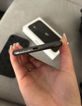 iPhone 11 64GB - 3