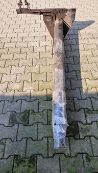 Hydraulicky hak na destu - 3