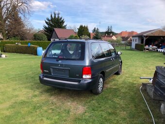 Kia Carnival 2,9 CRDI - 3