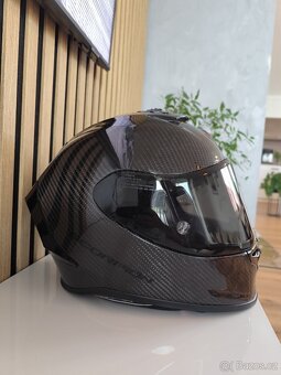 Helma Scorpion EXO-R1 Carbon air solid M + Interphone - 3