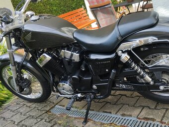 Honda VT 750S - 3