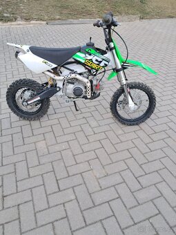 Pitbike YCF 125 start - 3
