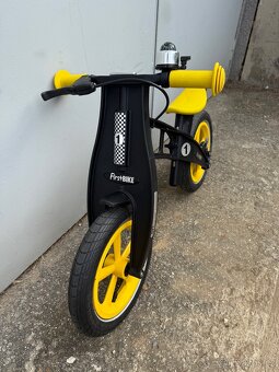 Odrážedlo FirstBIKE s doplňky - 3