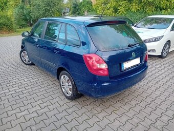 Škoda Fabia Combi 1.2 HTP, r. 11/2011, 1. Majitel - 3