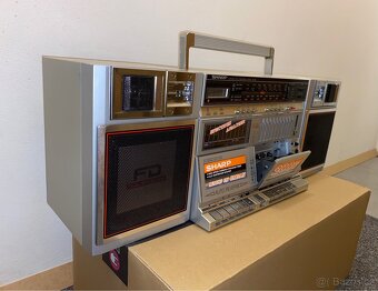 SHARP 939 radiomagnetofon - 3