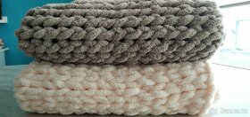 Deka PUUFY 66x97 cm - 3